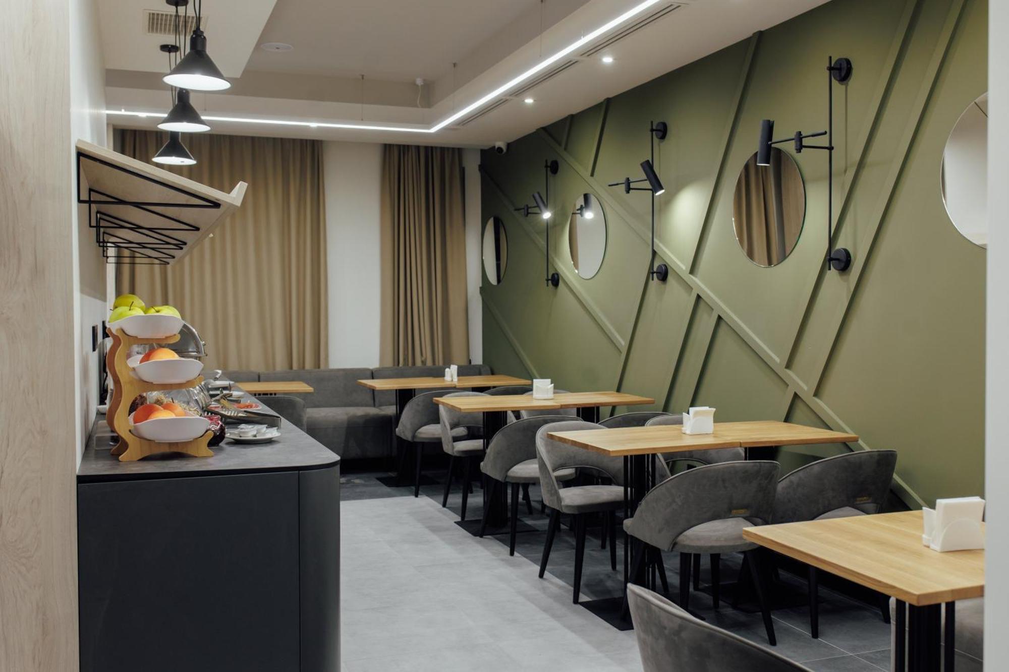 Select Hotel Львів Екстер'єр фото
